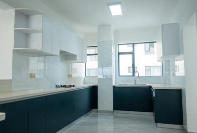 4 Bed Apartment with En Suite at Ole Dume Road - 3