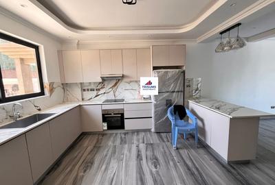 2 Bed Apartment with En Suite in Westlands Area - 4