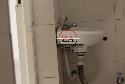 Studio Apartment with En Suite at Kilimani - 4