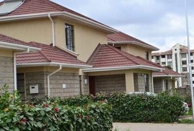 3 Bed Villa with En Suite at Mombasa Road