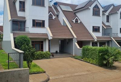 4 Bed Villa with En Suite at Varsity Ville