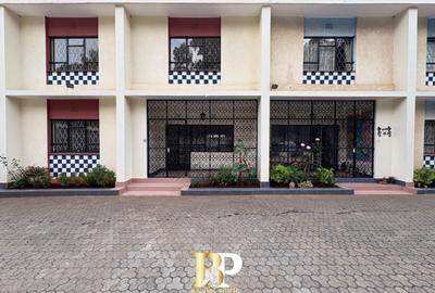 4 Bed Townhouse with En Suite in Riverside