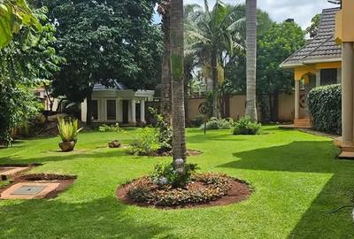 5 Bed Townhouse with En Suite in Runda