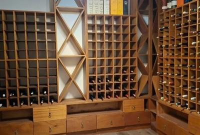 4 Bed Villa with En Suite in Spring Valley - 2