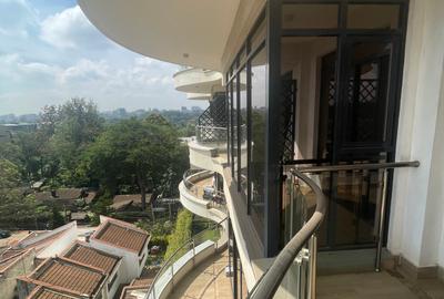 Serviced 2 Bed Apartment with En Suite in Westlands Area