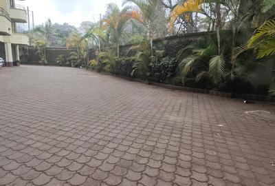 1 Bed Apartment with Backup Generator in Westlands Area - 3
