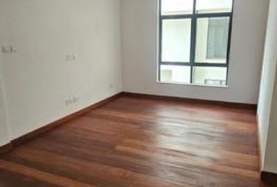 4 Bed Apartment with Backup Generator in Rosslyn