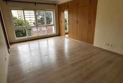 3 Bed Apartment with En Suite at Westland