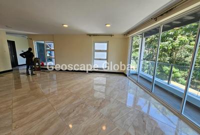 3 Bed Apartment with En Suite in Westlands Area