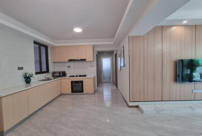 Serviced 2 Bed Apartment with En Suite at Kileleshwa