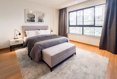 4 Bed Apartment with En Suite in Riverside - 3