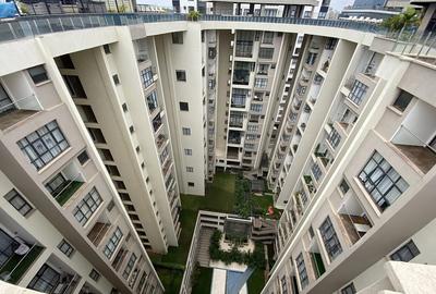 4 Bed Apartment with En Suite at Riverside Drive - 2