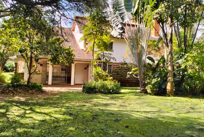 5 Bed Townhouse with En Suite in Kyuna