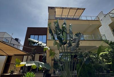 5 Bed Villa with En Suite in Kileleshwa