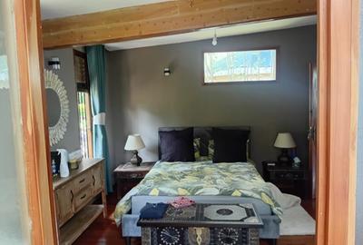 2 Bed House with En Suite at Rhino Park - 4