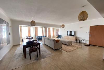 3 Bed Apartment with En Suite in Brookside