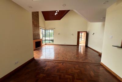 5 Bed Townhouse with En Suite at Convent Drive