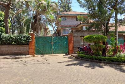 5 Bed Townhouse with En Suite at Grovelia Grove