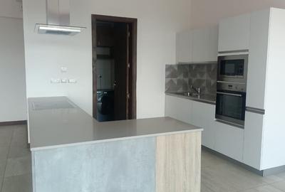 2 Bed Apartment with En Suite in Westlands Area