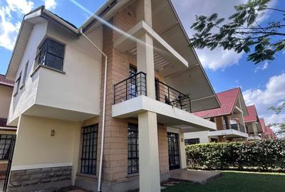 4 Bed House with Swimming Pool in Kitengela