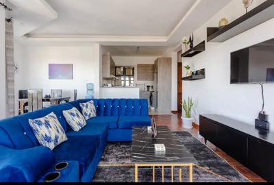 Serviced 2 Bed Apartment with En Suite at Lantana Road - 4