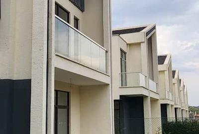 4 Bed Villa with En Suite in Kiambu Road - 2