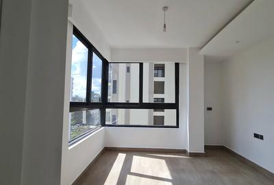 3 Bed Apartment with En Suite at Riverside Drive - 4