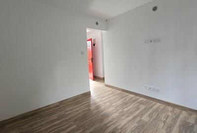 1 Bed Apartment with En Suite in Kilimani - 4