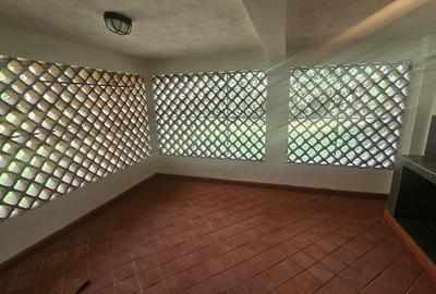 4 Bed Townhouse with En Suite at Kyuna