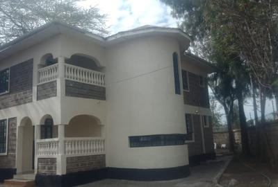 4 Bed House with En Suite in Kitengela
