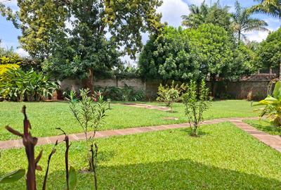 4 Bed House with En Suite at Off Glory Rd - 3