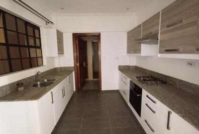 2 Bed Apartment with En Suite at Westlands - 4