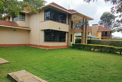 5 Bed Townhouse with En Suite at Kiambu Road