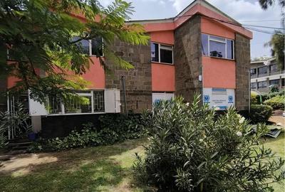Commercial Property with Service Charge Included in Kilimani - 4