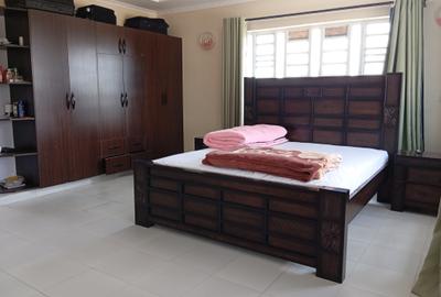 5 Bed House with En Suite in Kitengela