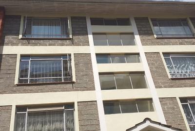 Serviced 4 Bed Apartment with En Suite in Riverside