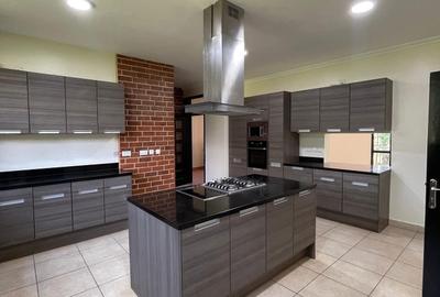 5 Bed Villa with En Suite in Karen - 3