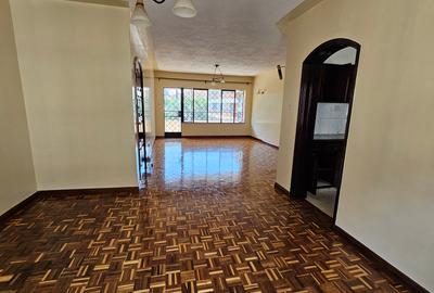 Serviced 3 Bed Apartment with En Suite in Kileleshwa