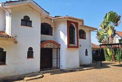 5 Bed Townhouse with Staff Quarters in Nyari