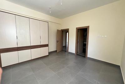 3 Bed Apartment with En Suite in Parklands - 3