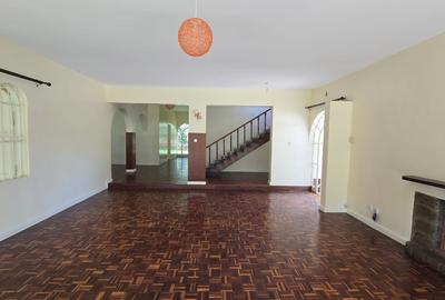 4 Bed House with En Suite in Gigiri