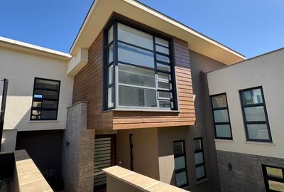 4 Bed Villa with En Suite in Limuru - 2