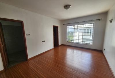 3 Bed Apartment with En Suite in Kileleshwa