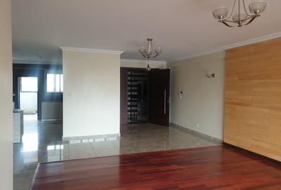 3 Bed Apartment with En Suite in Westlands Area - 4