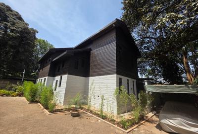 3 Bed Townhouse with En Suite in Gigiri - 2