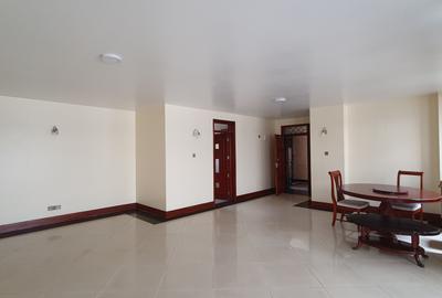 3 Bed Apartment with En Suite in Westlands Area - 3