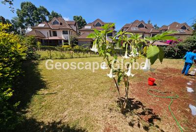 4 Bed House with En Suite in Runda