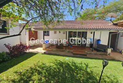 2 Bed House with En Suite in Lavington - 3