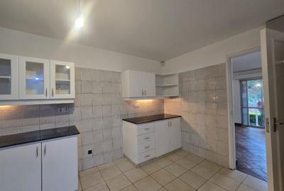 3 Bed House with En Suite in Runda - 3