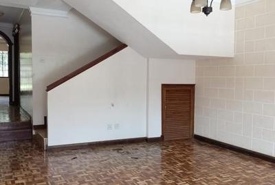 4 Bed Townhouse with En Suite in Kileleshwa